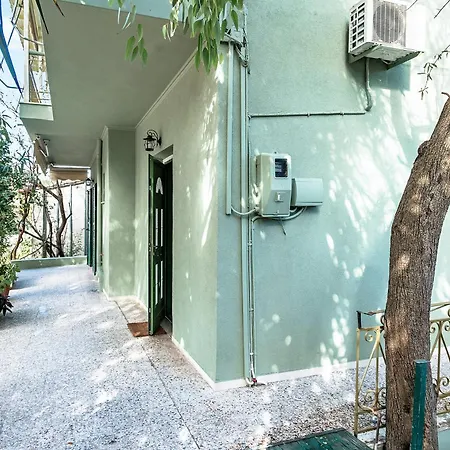 Old Boat Double 9 Appartamento Nikiana