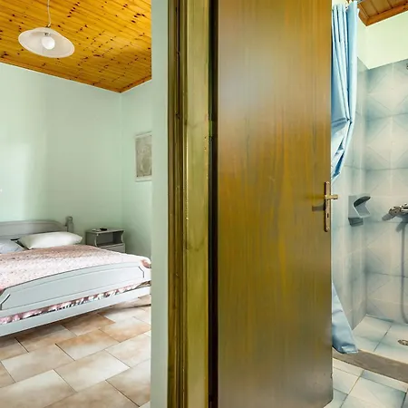 Апартаменты Old Boat Double 9 Никиана