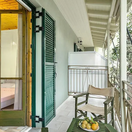 Old Boat Double 9 * Никиана